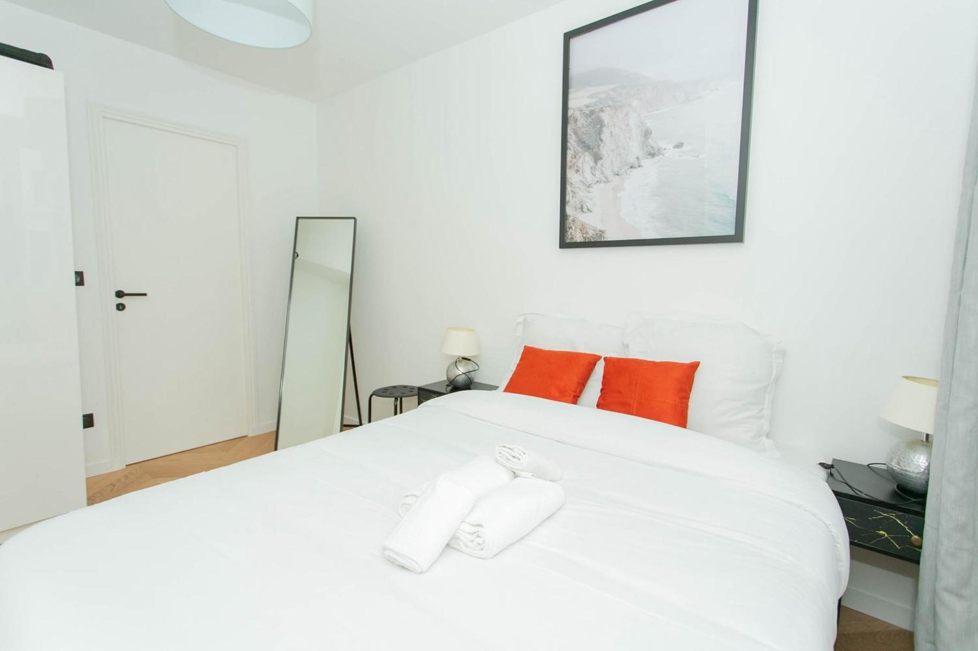 Cozy 2br Near Champs-elysees Parigi
