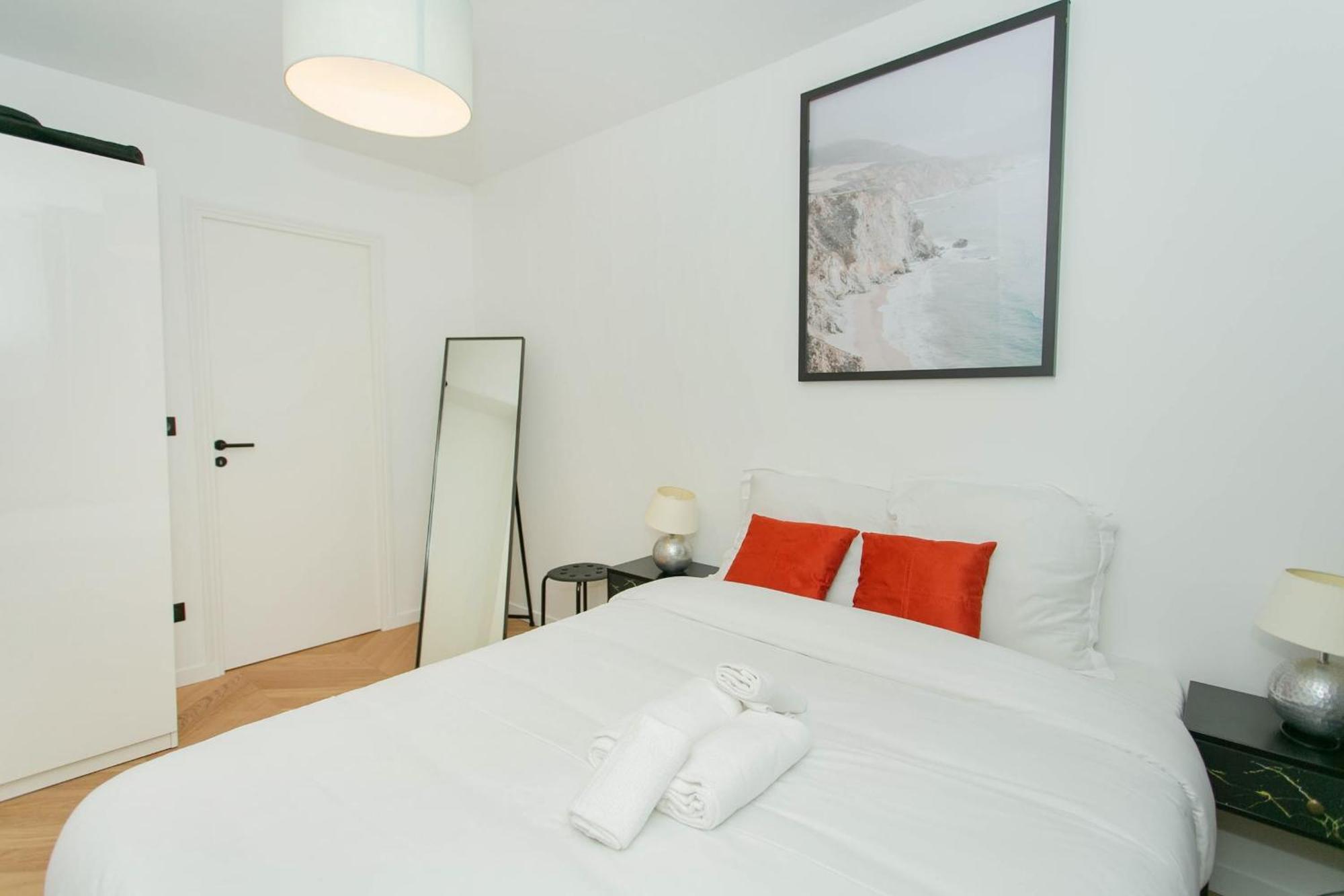 Cozy 2br Near Champs-elysees Parigi